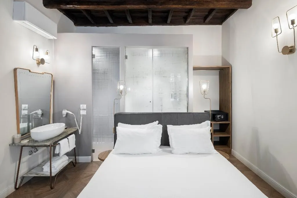 DOUBLE SINGLE USE DELUXE Room, 59 Steps Trevi, Rome