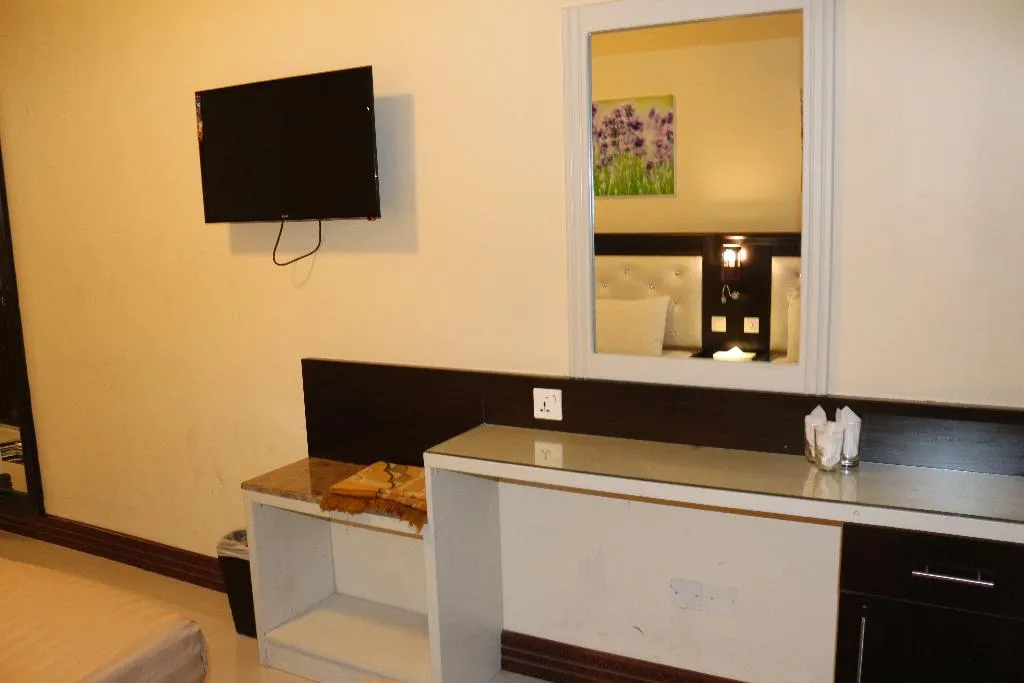 TRIPLE STANDARD Room, Mariana Hotel, Dubai