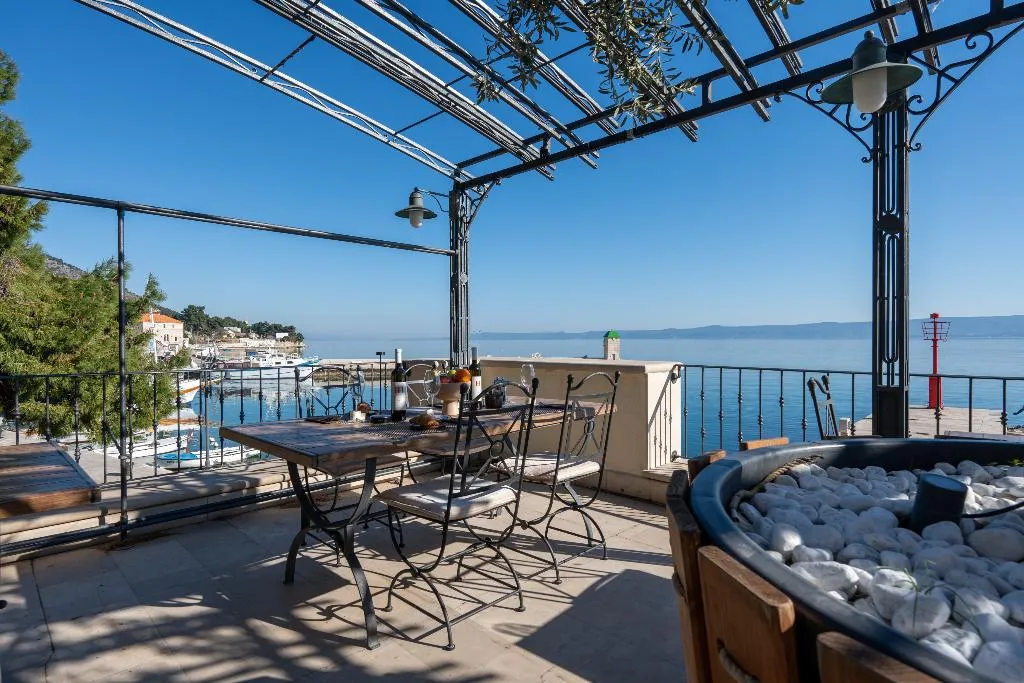 Terrace, Kastil, Split