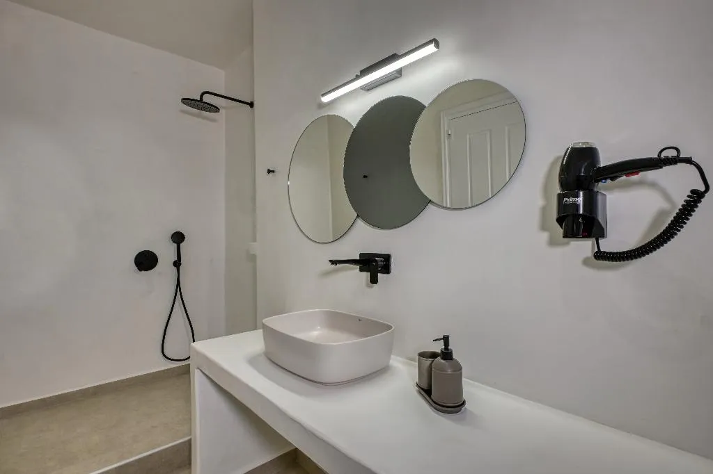 SUITE SUPERIOR Room, splendour hotel and suites, Santorini