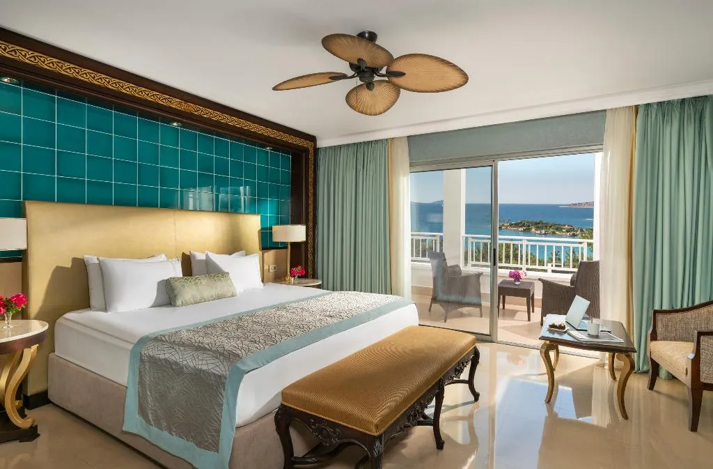 DOUBLE Accesible Deluxe  Room, Rixos Premium Bodrum, Bodrum