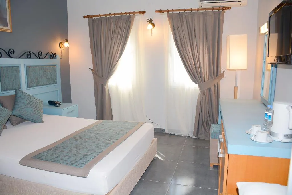 Room, Atrium, Bodrum