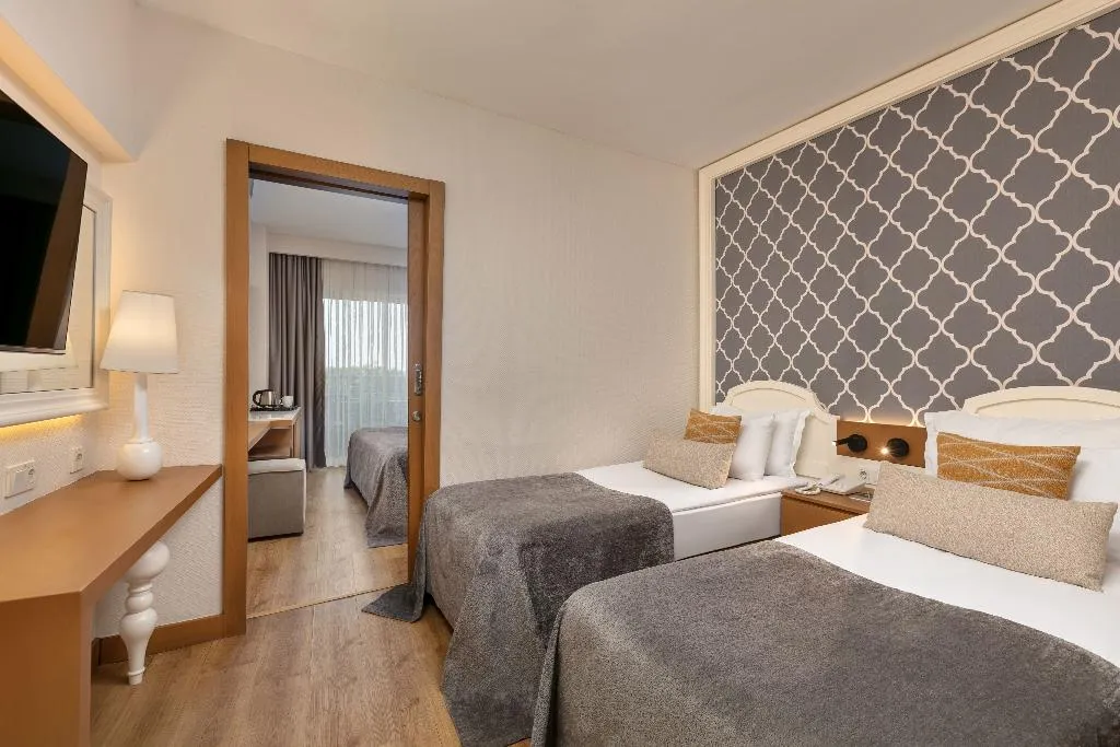 FAMILY ROOM STANDARD Room, Sherwood Exclusive Lara, Antalya