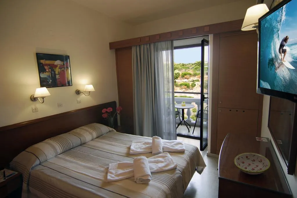 Room, Lato, Crete