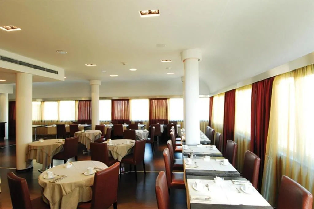 Restaurant, Cosmopolitan Hotel, Florence