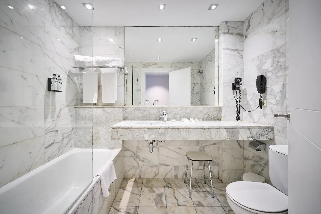 TRIPLE STANDARD Room, Catalonia Sabadell, Barcelona