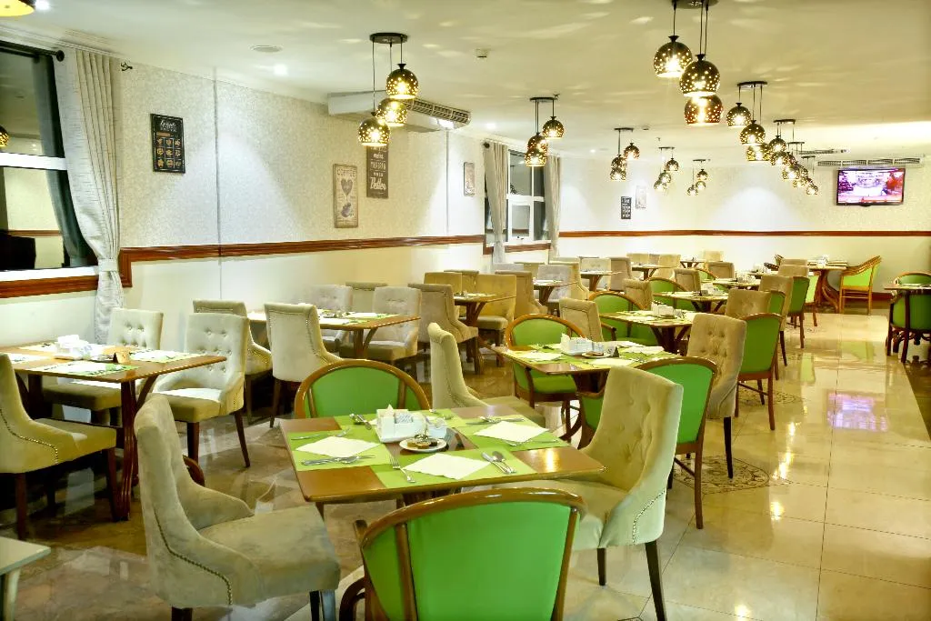 Restaurant, Vision Imperial Hotel (Ex-Excelsior Hotel), Dubai