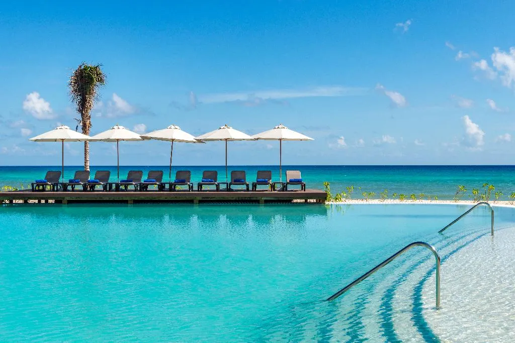 Pool, Ocean Riviera Paradise All Inclusive, Cancun Area