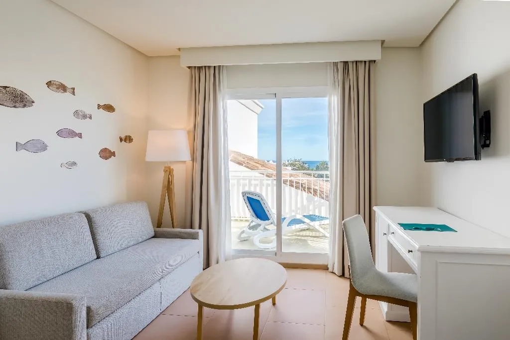 FAMILY ROOM SUPERIOR Room, Occidental Torremolinos Playa, Costa Del Sol