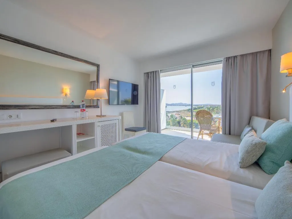 Double or Twin SUPERIOR Room, Playa Esperanza Resort, Majorca