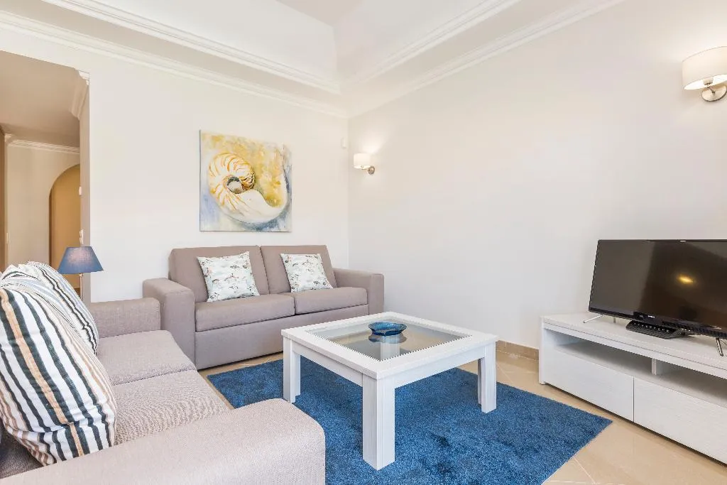 APARTMENT TWO BEDROOMS Room, Lakeside Country Club, Algarve