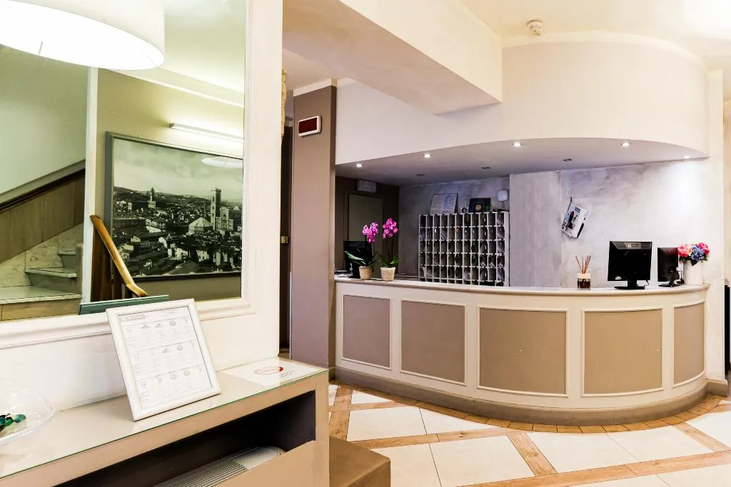 Lobby, Albergo Firenze, Florence