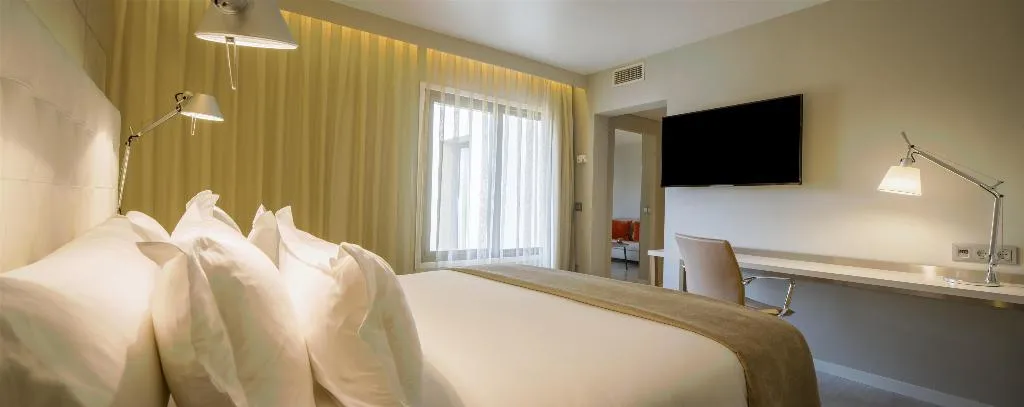 DOUBLE SUPERIOR Room, NH Collection Lisboa Liberdade, Lisbon