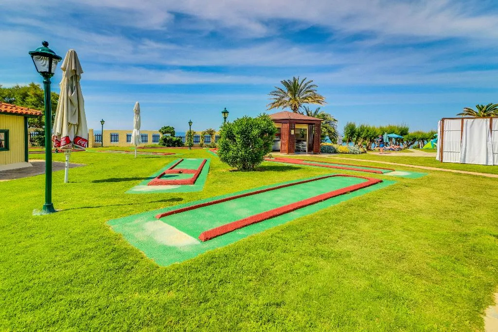 Sports and Entertainment, Creta Star, Crete