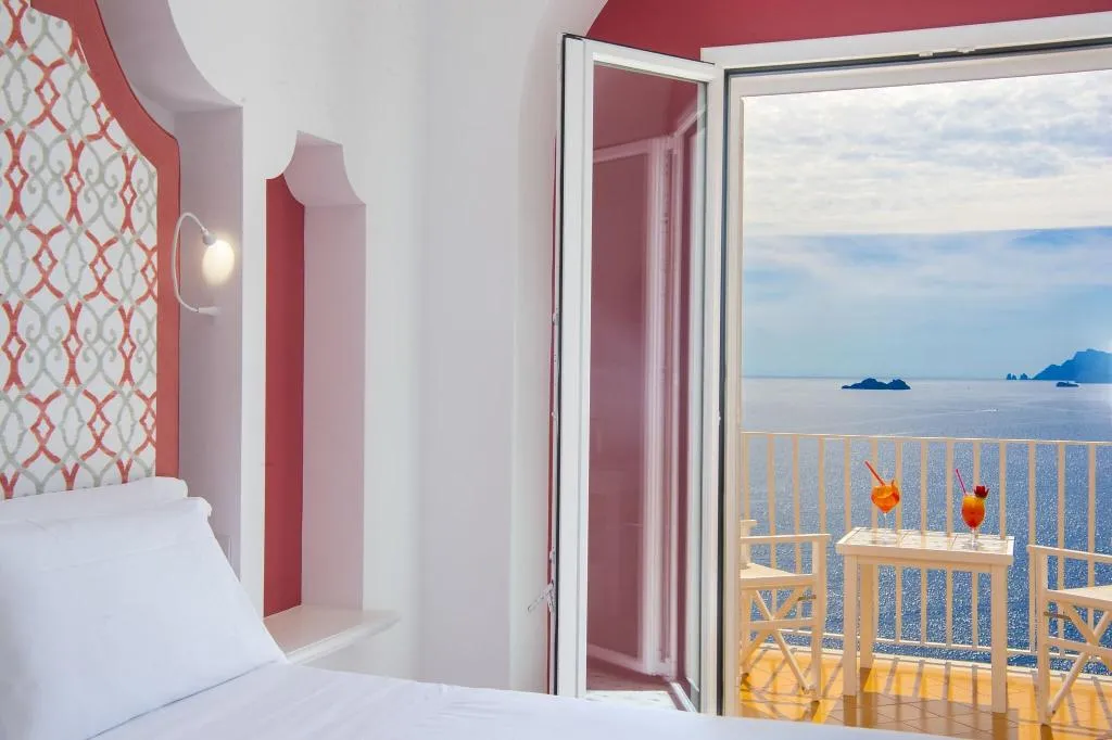 Double or Twin SEA VIEW Room, Tramonto D'oro, Naples