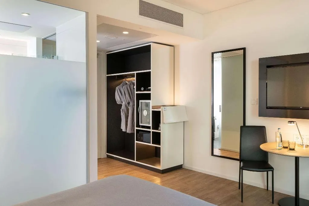 Room STANDARD Room, Innside Milano Torre Galfa, Milan