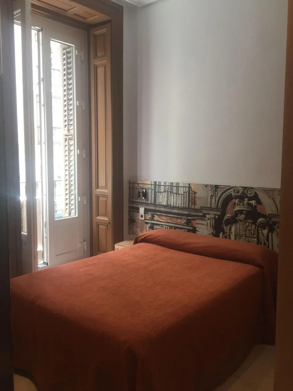 Room, Hostal Cervelo, Madrid
