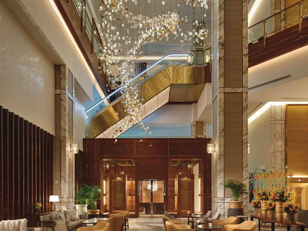 Bar, Grand Plaza Mövenpick Media City, Dubai