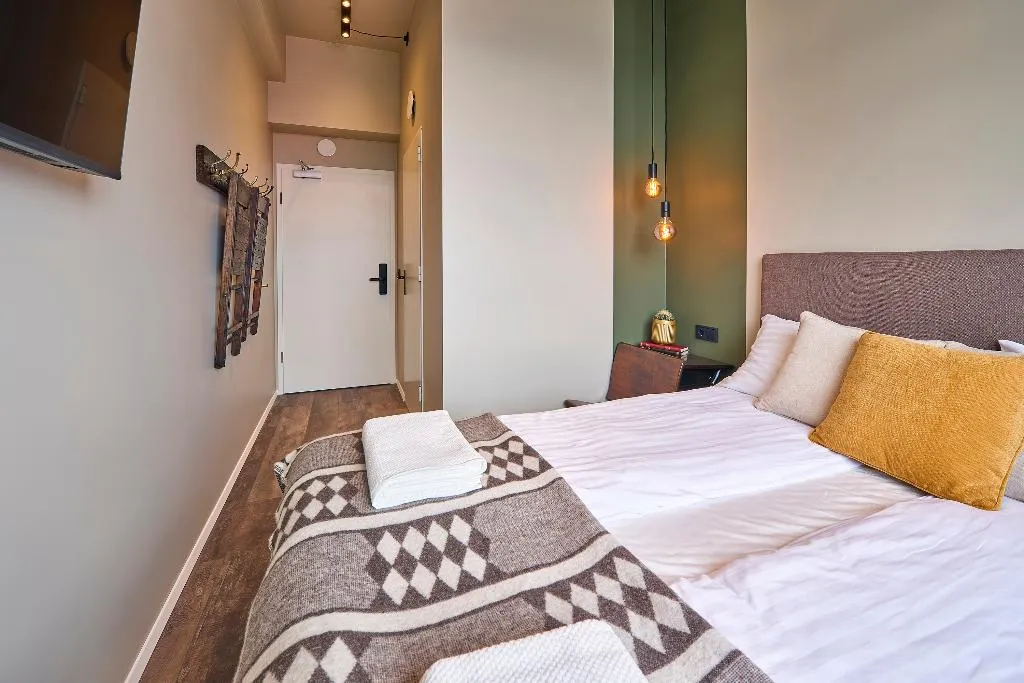 DOUBLE WITH DOUBLE BED Room, Kex Hostel, Reykjavik