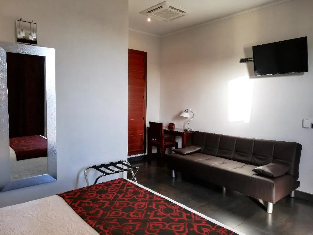 FAMILY ROOM STANDARD Room, Lb Lebrija Hotel, Andalucia