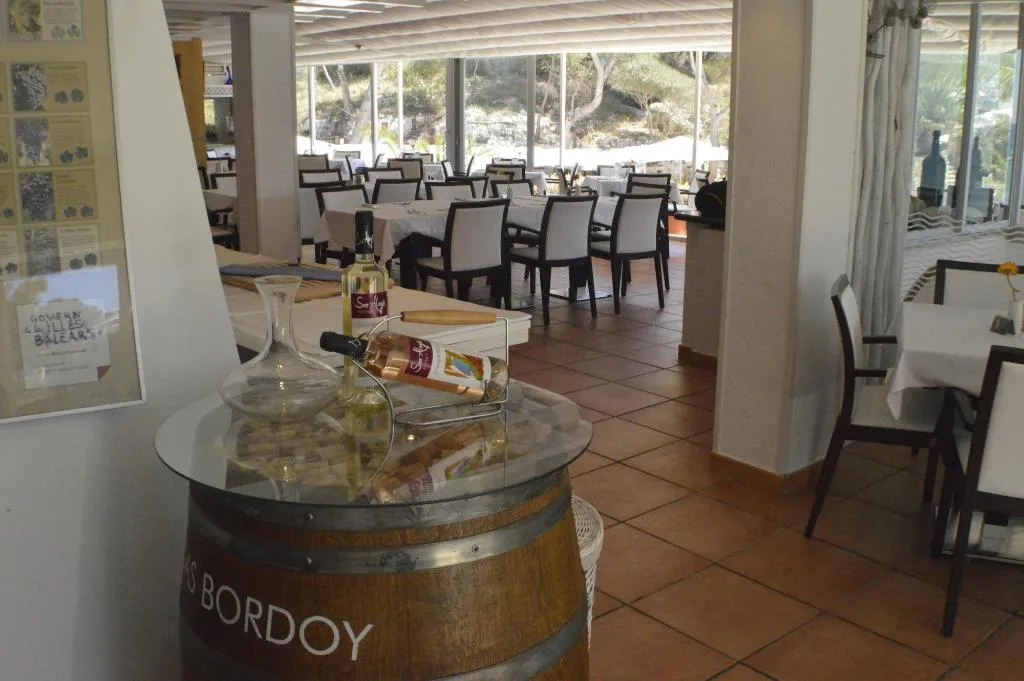 Restaurant, Hotel Cala Santanyi, Majorca