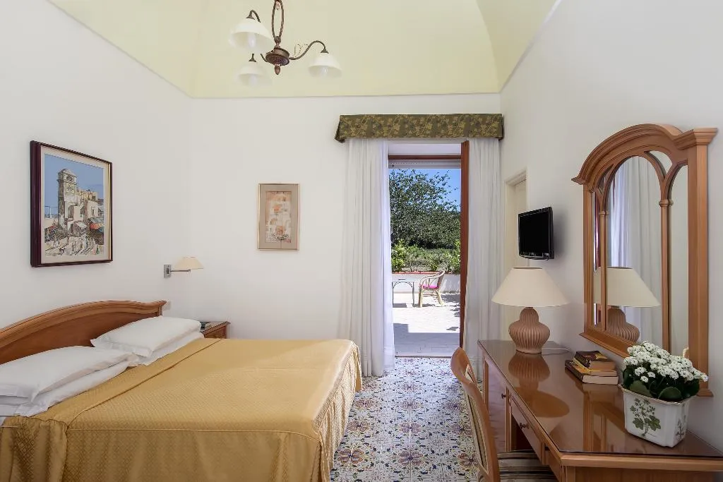 Double or Twin STANDARD Room, Bellavista, Naples