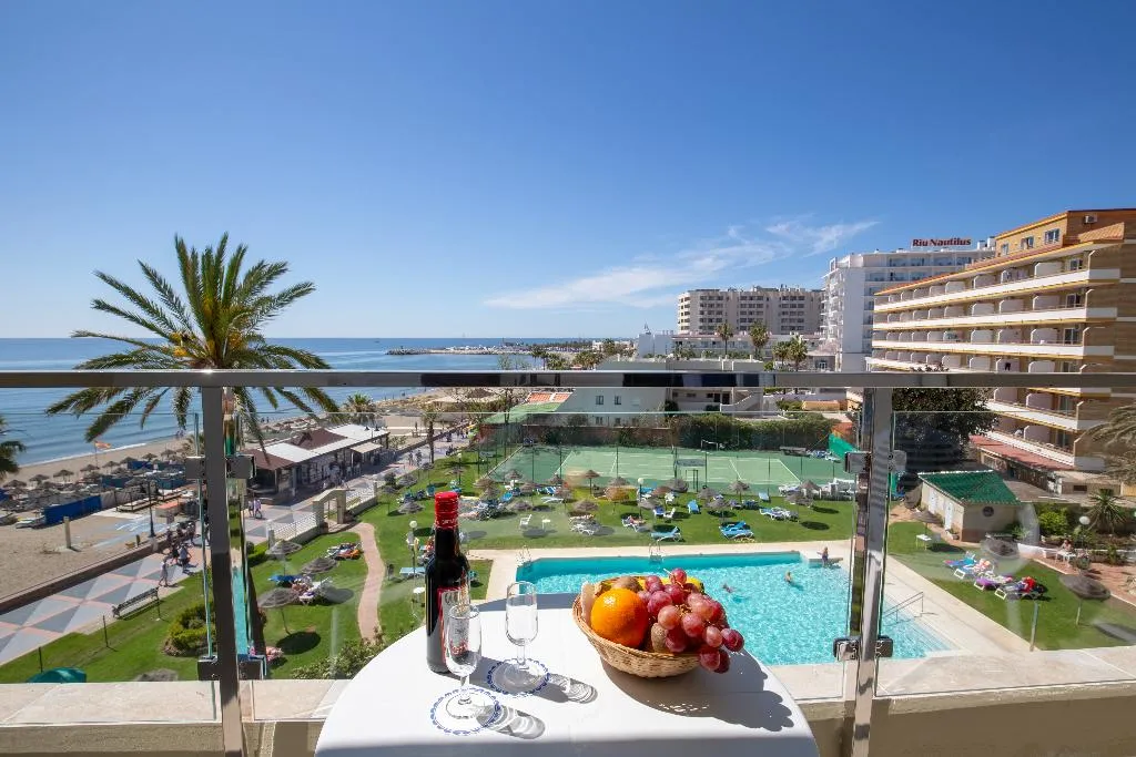 Double or Twin POOL VIEW Room, La Barracuda, Costa Del Sol