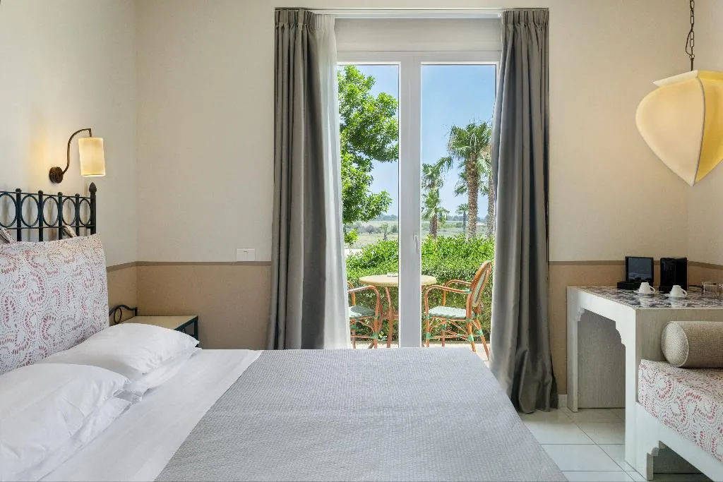 TRIPLE SUPERIOR Room, Mangia's Selinunte Resort, Palermo