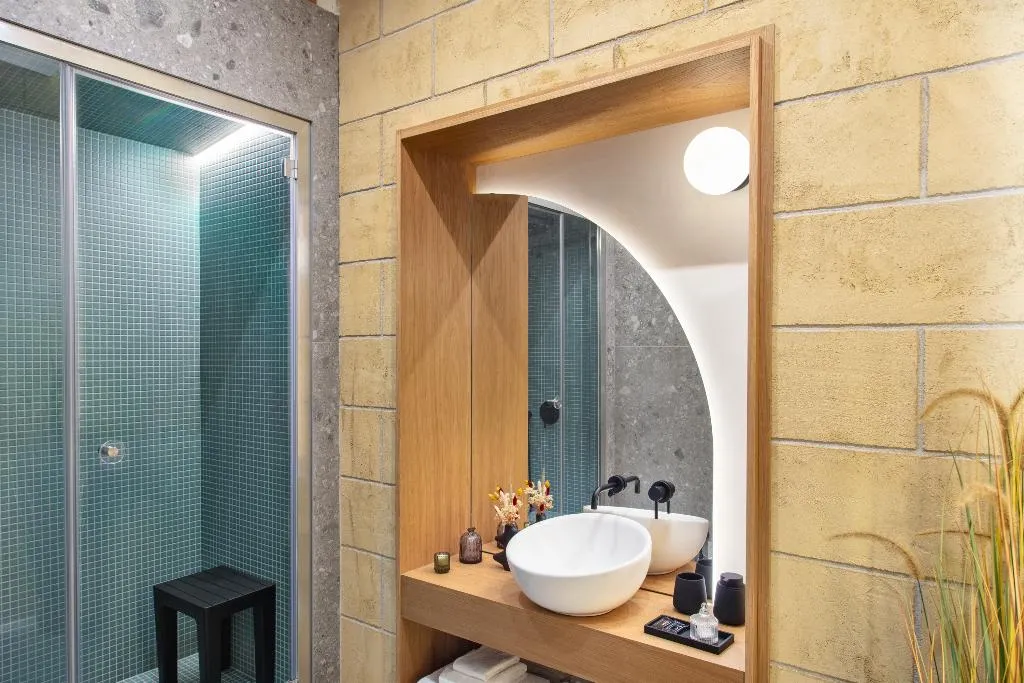 DOUBLE DELUXE WITH BALCONY Room, Fortunella Suites, Naples
