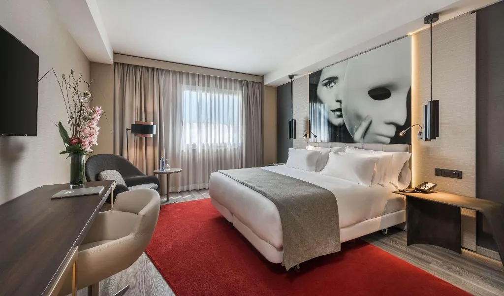 DOUBLE PREMIUM Room, NH Collection Madrid Suecia, Madrid