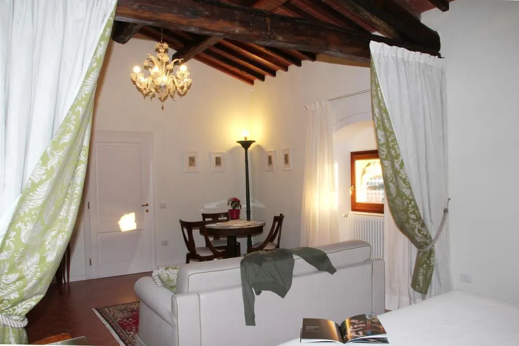 Room, Florence View Apartments, Florence