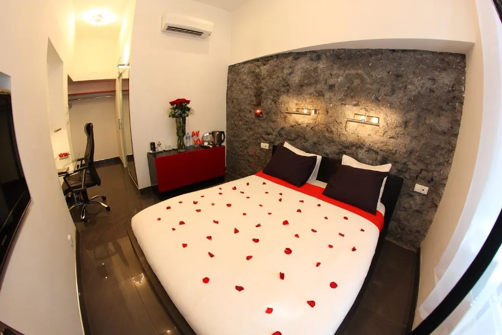 DOUBLE STANDARD Room, Komorowski Luxury Guest Rooms, Krakow
