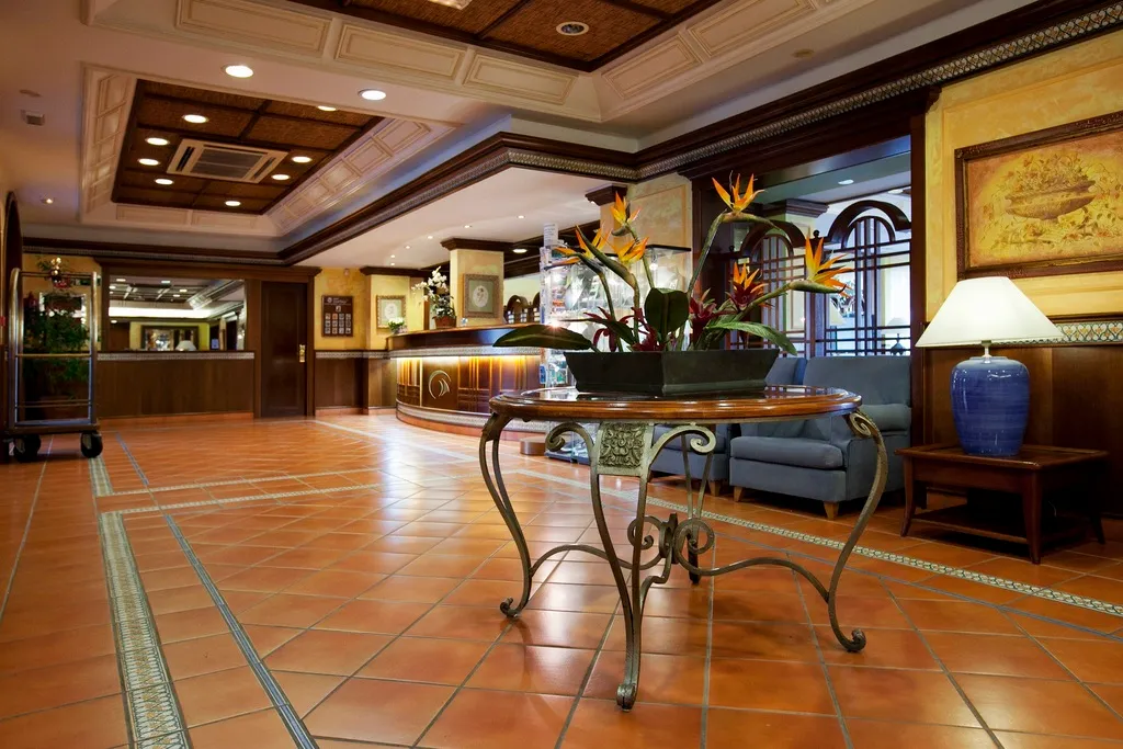 Lobby, Hotel Roses Platja, Costa Brava
