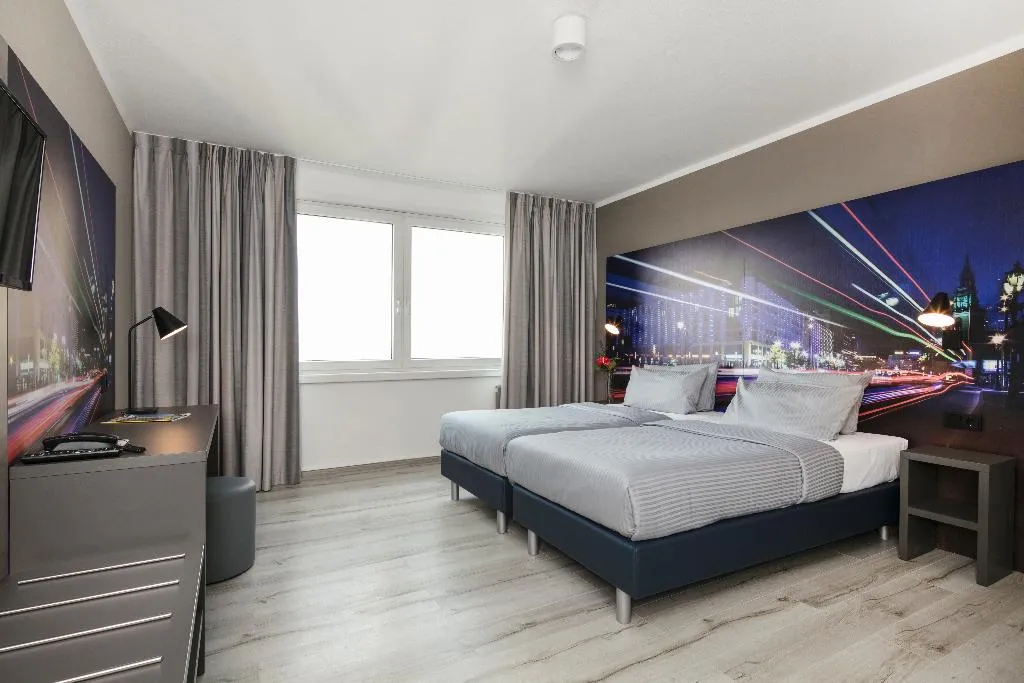 Double or Twin STANDARD Room, Hotel Berlin Lichtenberg, Berlin