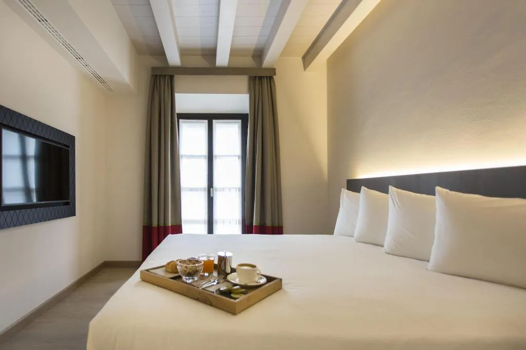 Room, Savona 18 Suites, Milan