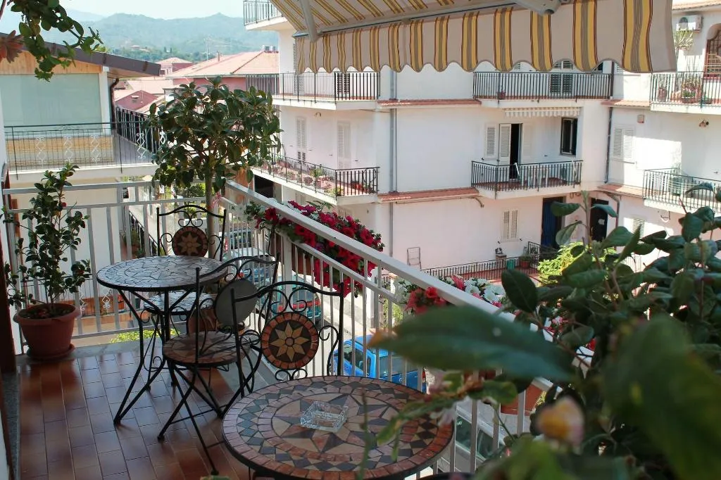 Room, Triskeles, Taormina