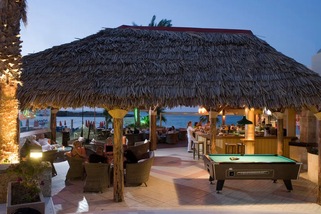 Bar, High Beach, Crete