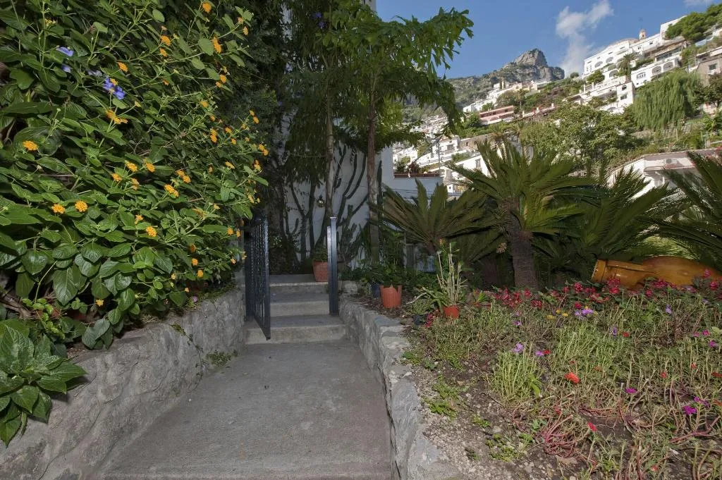 General view, Casa Teresa, Naples