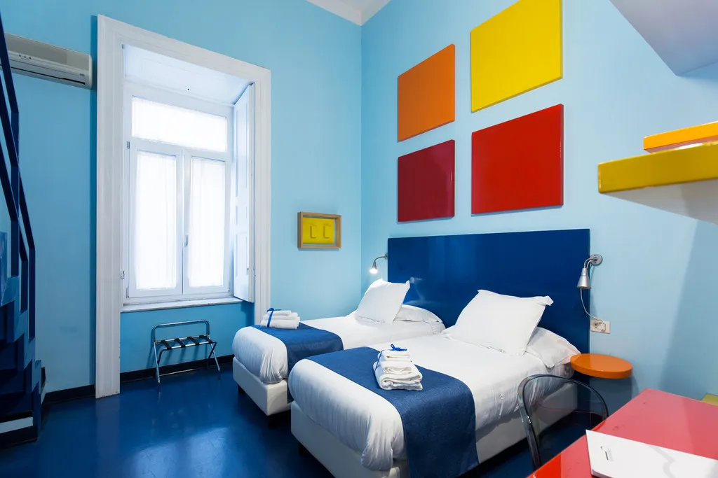 TRIPLE STANDARD Room, Correra 241, Naples