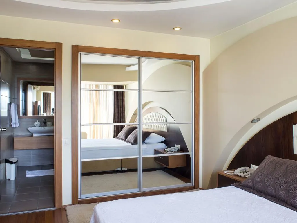 SUITE STANDARD Room, Berksoy Hotel, Izmir