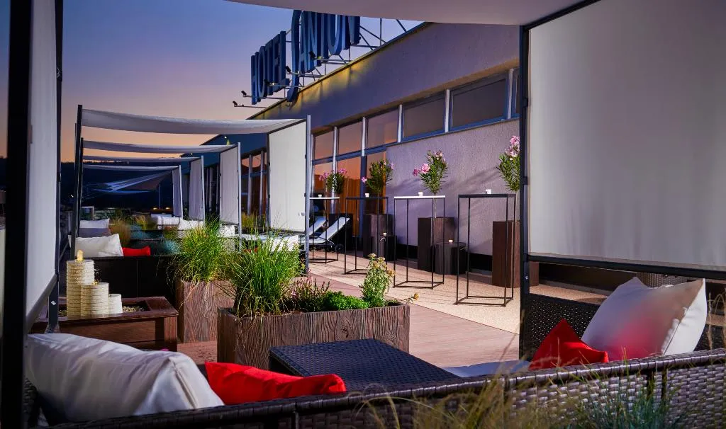 Terrace, OREA Resort Santon, Prague