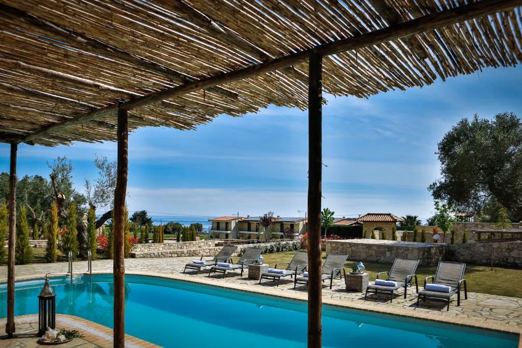 VILLA SIX BEDROOMS WITH PRIVATE POOL Room, Stigmes Villas and Suites, Thessaloniki
