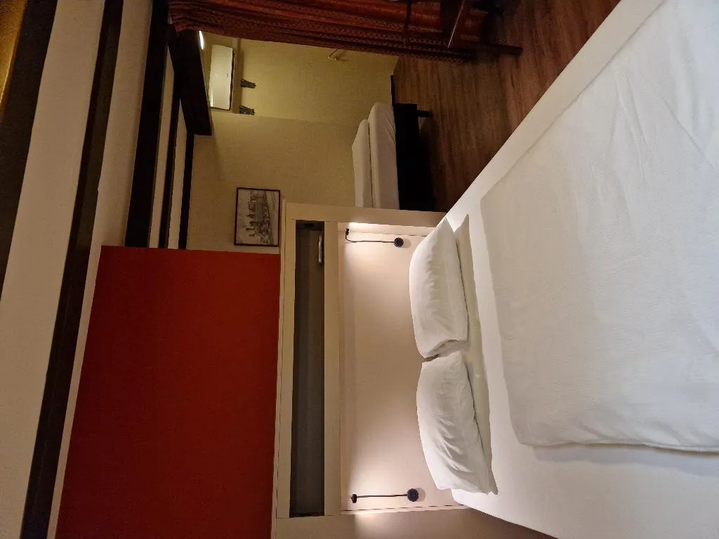 FAMILY ROOM DELUXE Room, A-train, Amsterdam