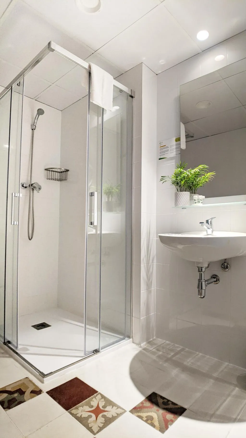 SINGLE STANDARD Room, Original Domino House, Valencia