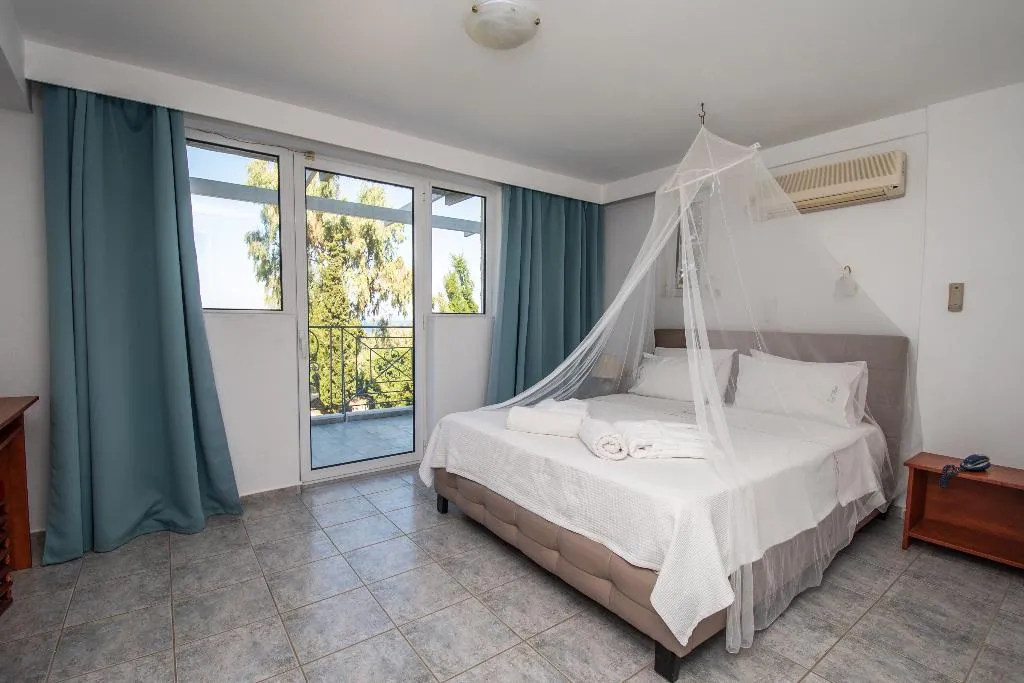 BUNGALOW SIDE SEA VIEW Room, The Small Village, Kos