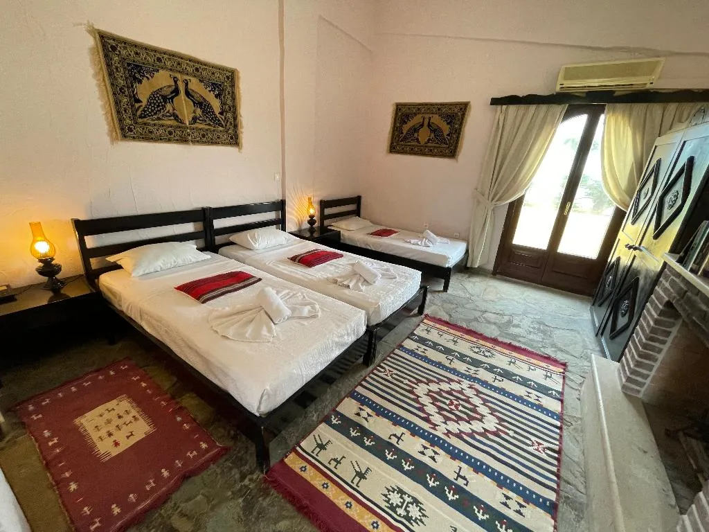 TRIPLE STANDARD Room, Arolithos Traditional Cretan Village, Crete