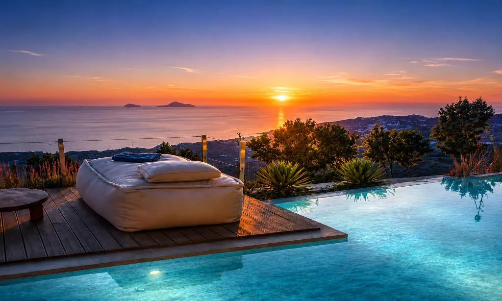 VILLA WITH PRIVATE POOL Room, Santorini Heights, Santorini