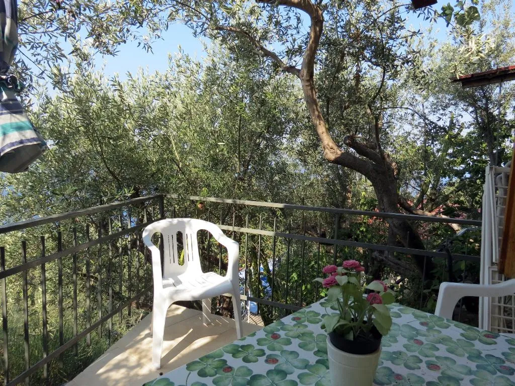 CHALET CAPACITY 2 Room, Baia Serena, Naples