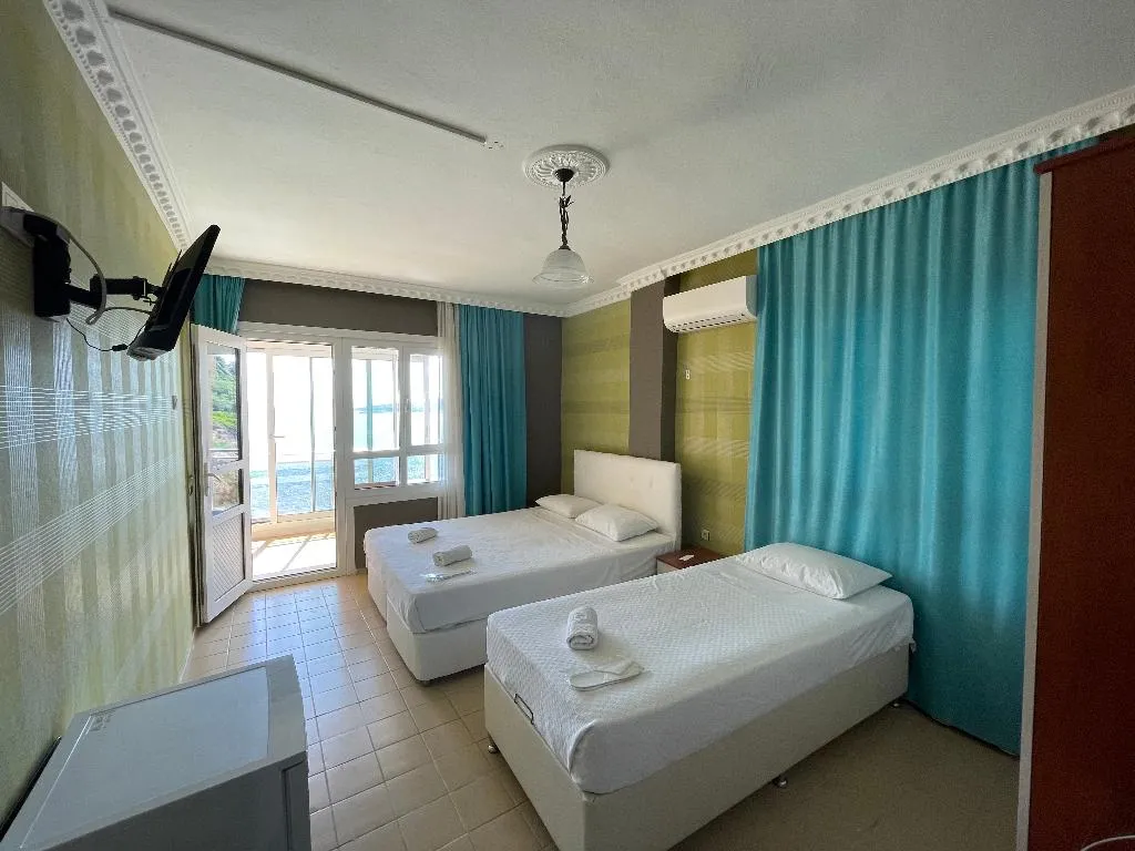 FAMILY ROOM STANDARD Room, Tayfun Hotel, Izmir