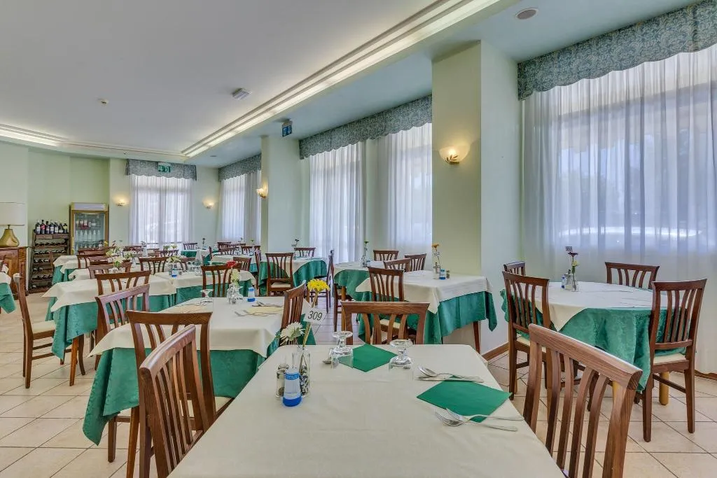 Restaurant, Hotel Austria, Venice